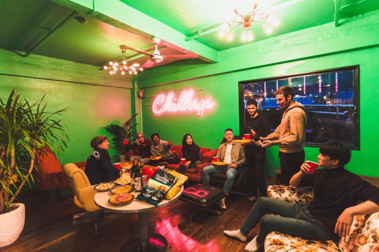 Hostel Chillax Osaka Zewnętrze zdjęcie