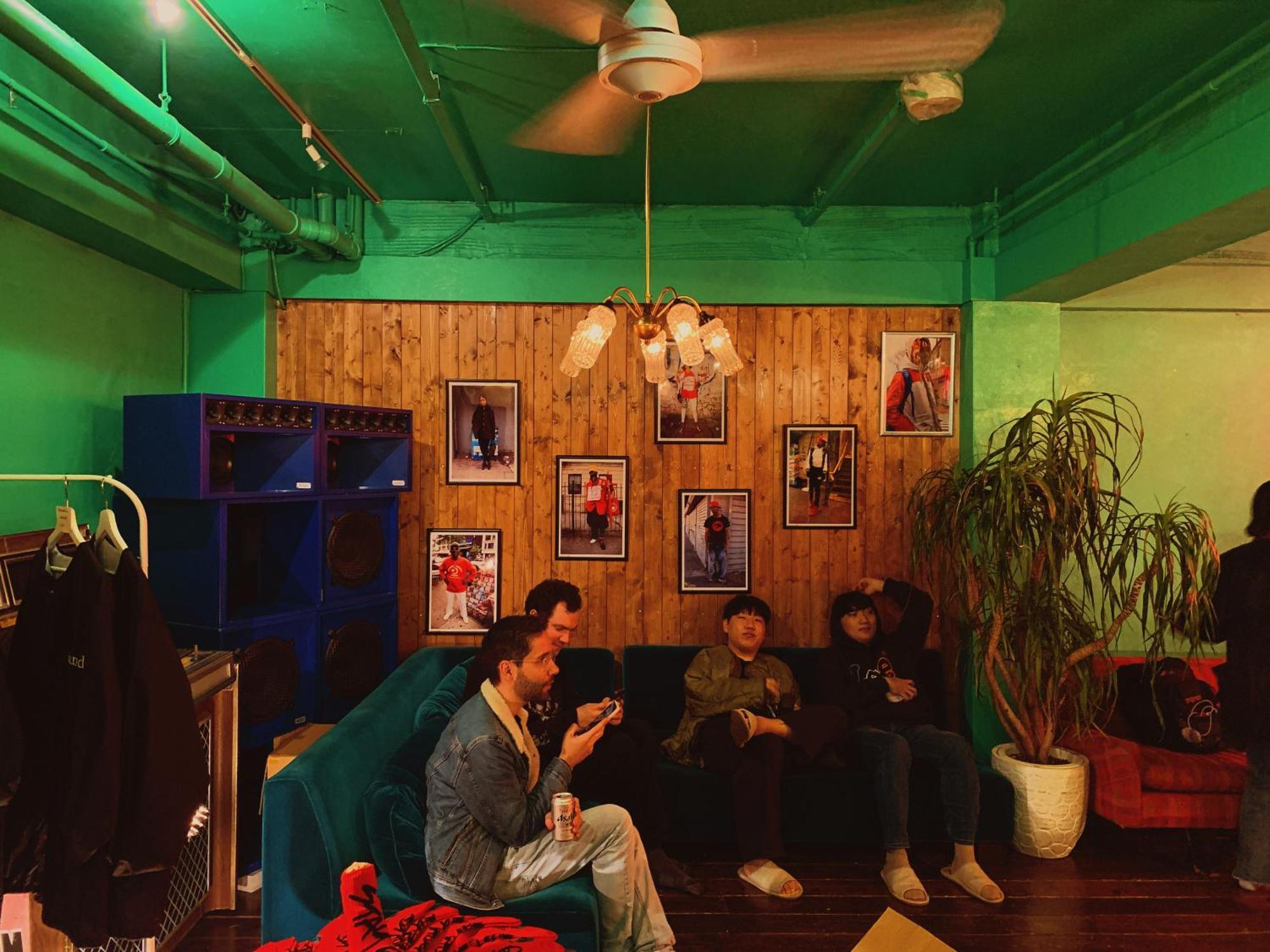 Hostel Chillax Osaka Zewnętrze zdjęcie