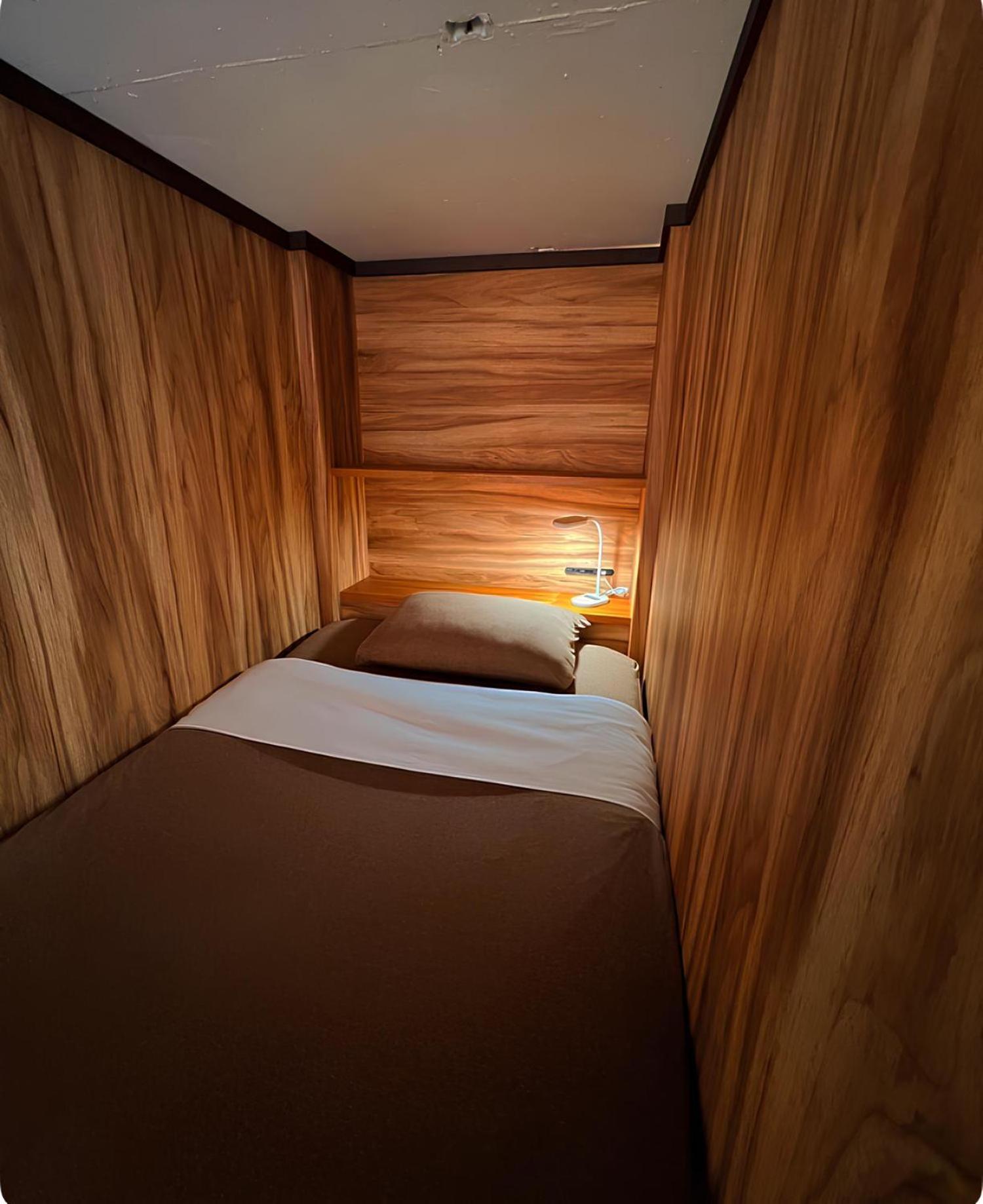 Hostel Chillax Osaka Zewnętrze zdjęcie